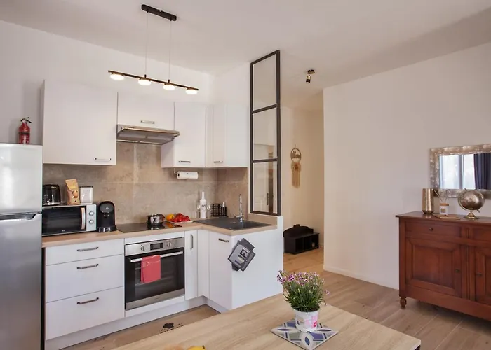 Sandrine Calvi (Corsica)